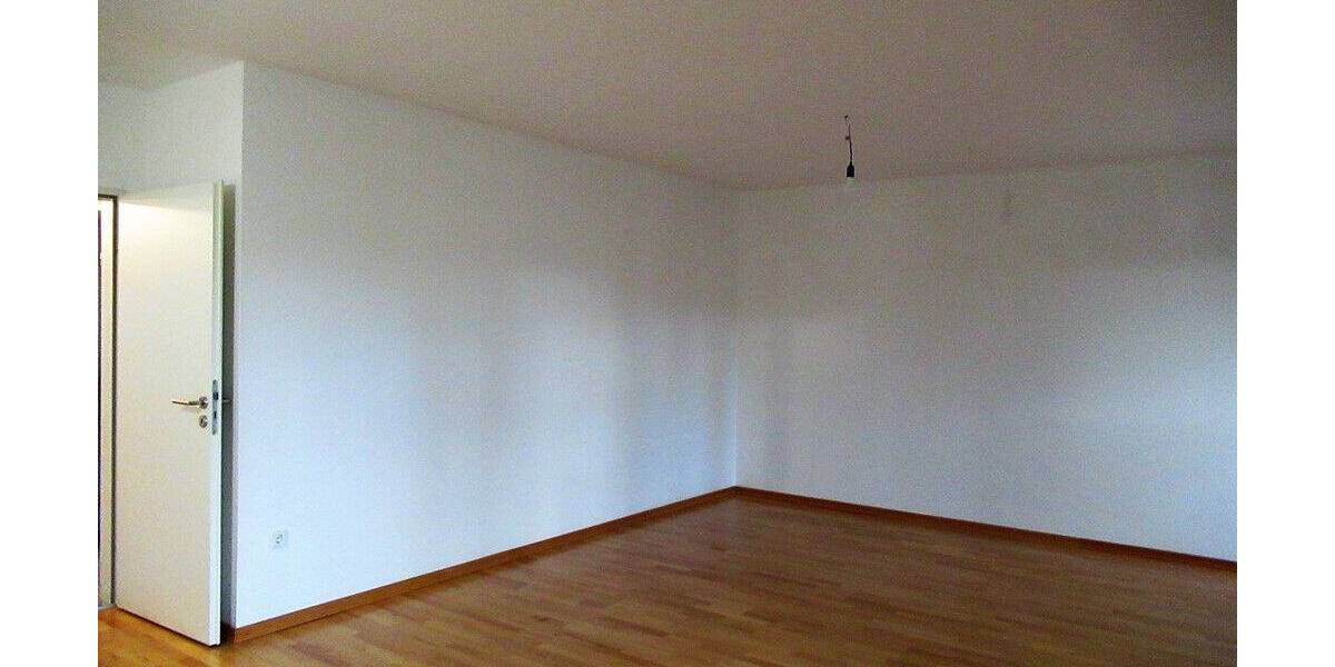 Etagenwohnung Cloppenburg - 3 Zimmer, 88 m&sup2;, 695&euro; | Angebot:26752424