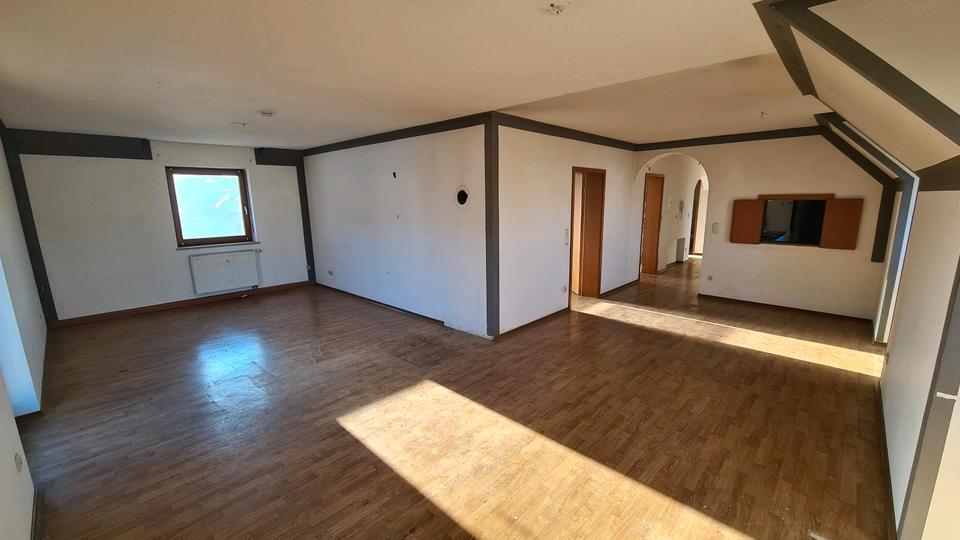 Etagenwohnung Affing - 3 Zimmer, 120 m&sup2;, 1.200&euro; | Angebot:24542265