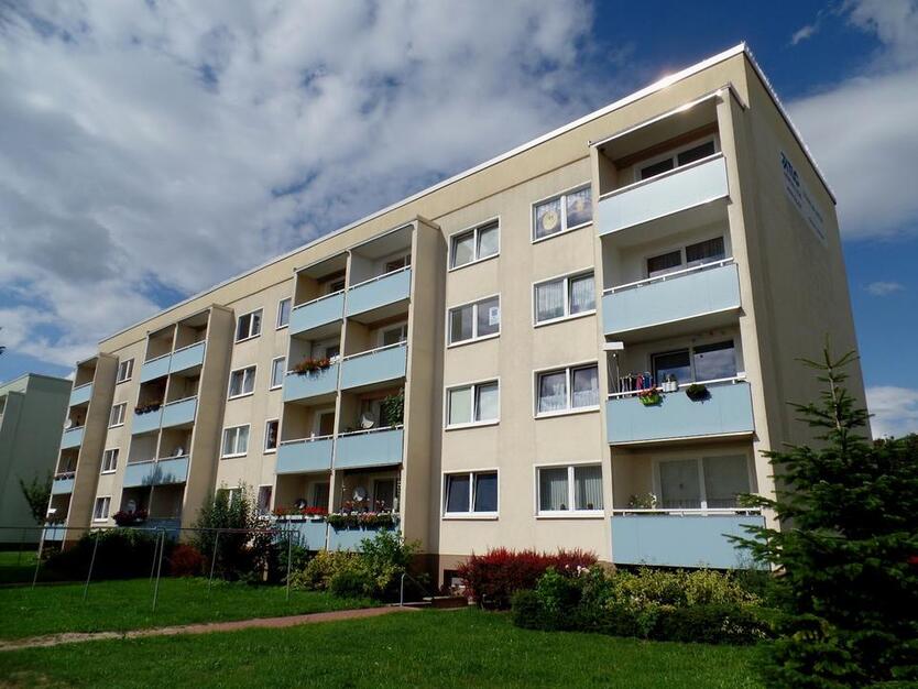 Familien aufgepasst- 4 Zimmer mit Balkon und Badewanne!
