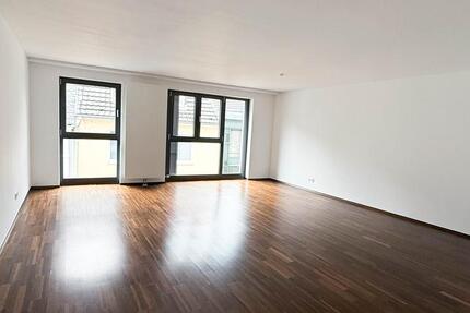 Wohnung Bonn - 2 Zimmer, 82 m&sup2;, 1.088&euro; | Angebot:25103480