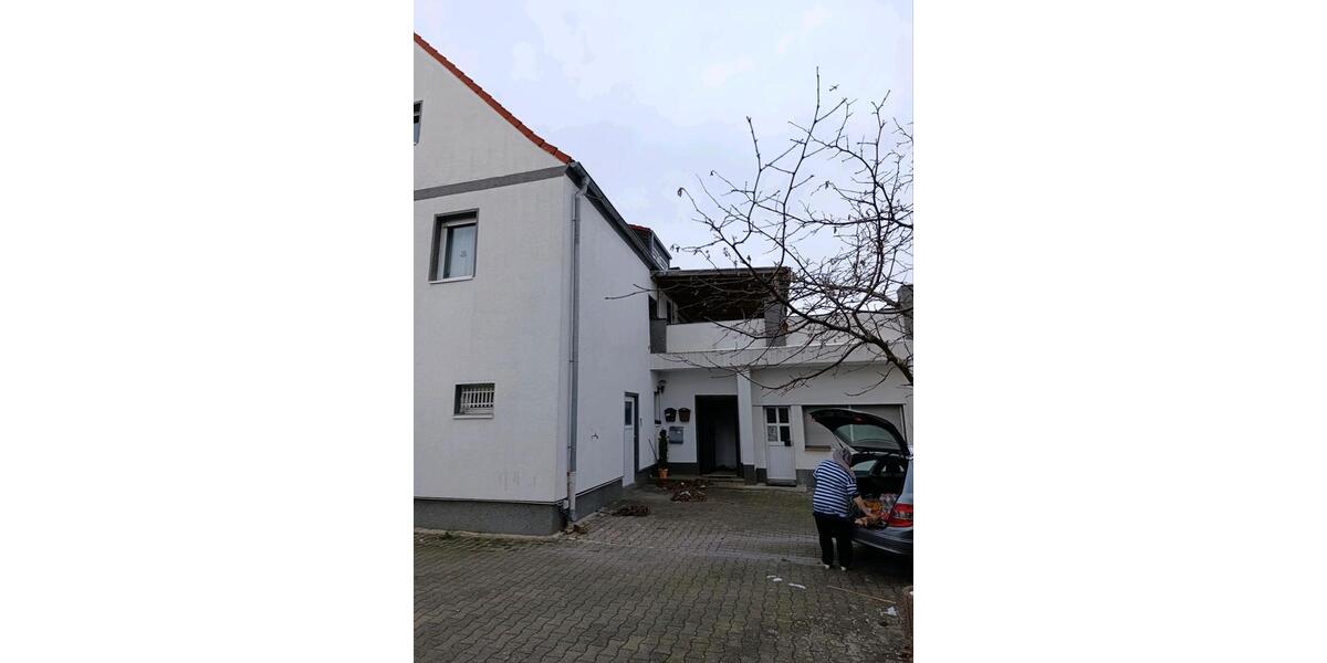 Dachgeschoss Wohnung zum Vermieten ab 01.03.26 Hamm Westen 5 zimmer