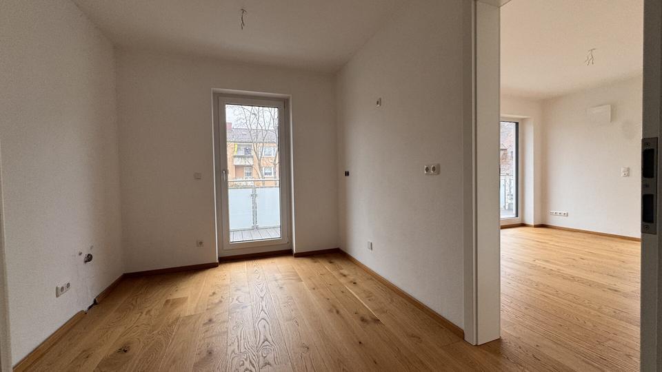Einfamilienhaus München Am Riesenfeld - 3 Zimmer, 120 m&sup2;, 2.500&euro; | Angebot:25639804