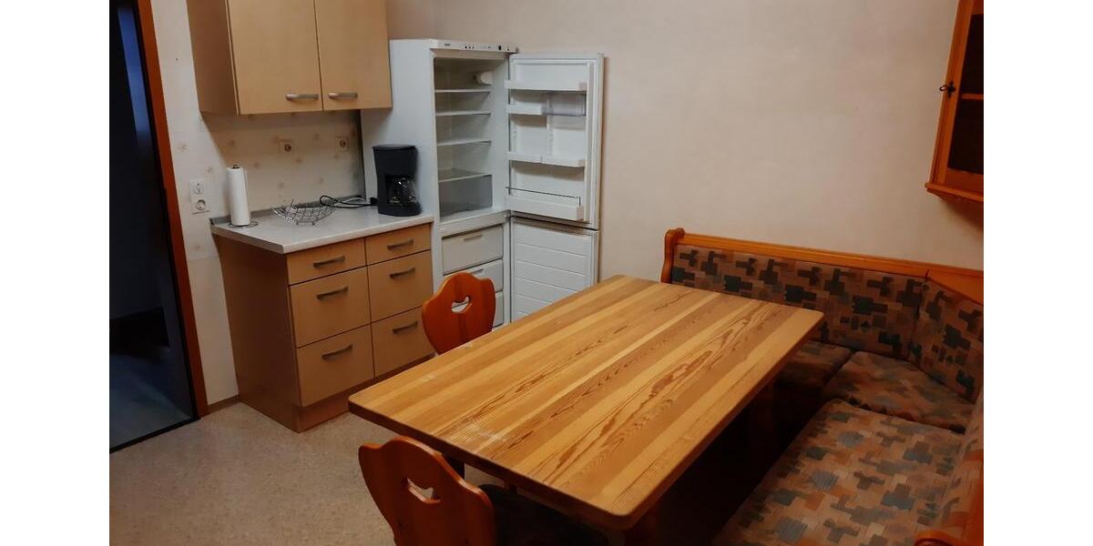 Etagenwohnung Wunsiedel - 3 Zimmer, 71 m&sup2;, 490&euro; | Angebot:25881493