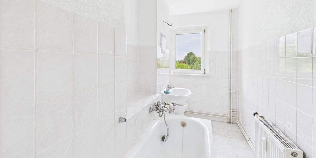 Etagenwohnung Schönfeld - 3 Zimmer, 57 m&sup2;, 319&euro; | Angebot:25686053