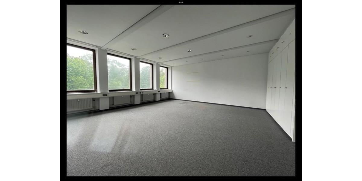 Bürogemeinschaften aufgepasst! Repräsentative Büroräume in perfekter Lage zu vermieten! zimmer