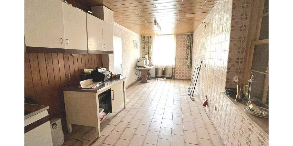 Gewerbeobjekt Echternacherbrück - 3 Zimmer, 117 m&sup2;, 1.200&euro; | Angebot:25740921