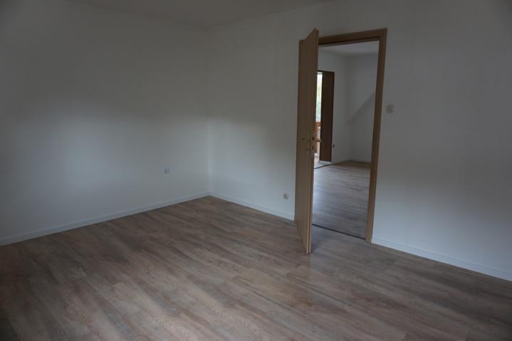 Dachgeschoßwohnung Wiehl - 3 Zimmer, 85 m&sup2;, 580&euro; | Angebot:26444036