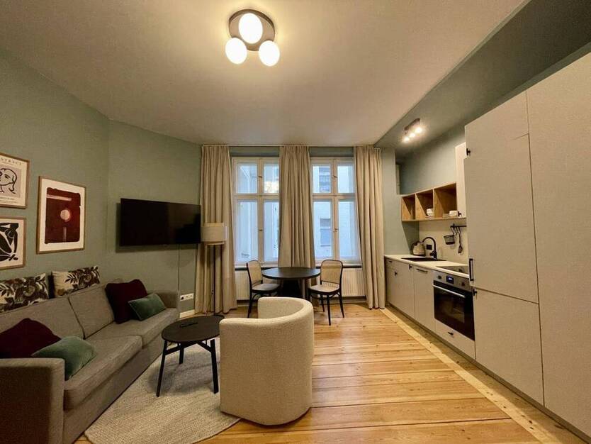 MÖBLIERTES Single Apartment am Helmholtzplatz! FURNISHED Single apartment at popular Helmholtzplatz!