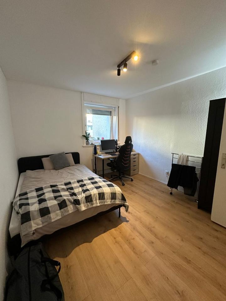 3 x WG Zimmer in Stuttgart Ost (Besichtigung 30.08)