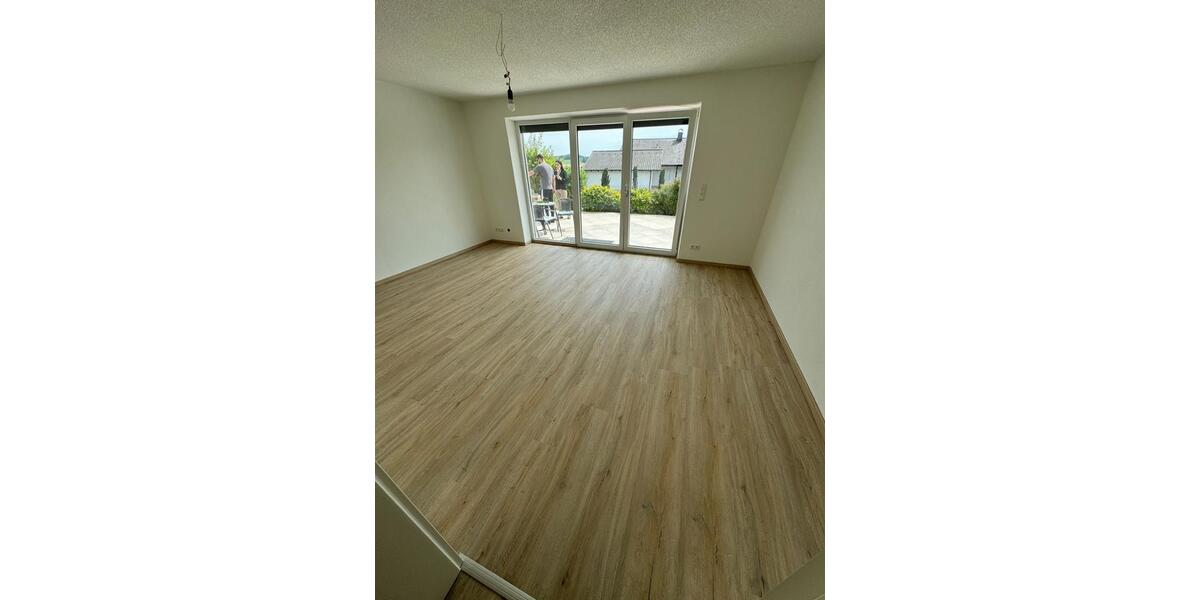 Erdgeschoßwohnung Gerzen - 3 Zimmer, 70 m&sup2;, 1.000&euro; | Angebot:24827442