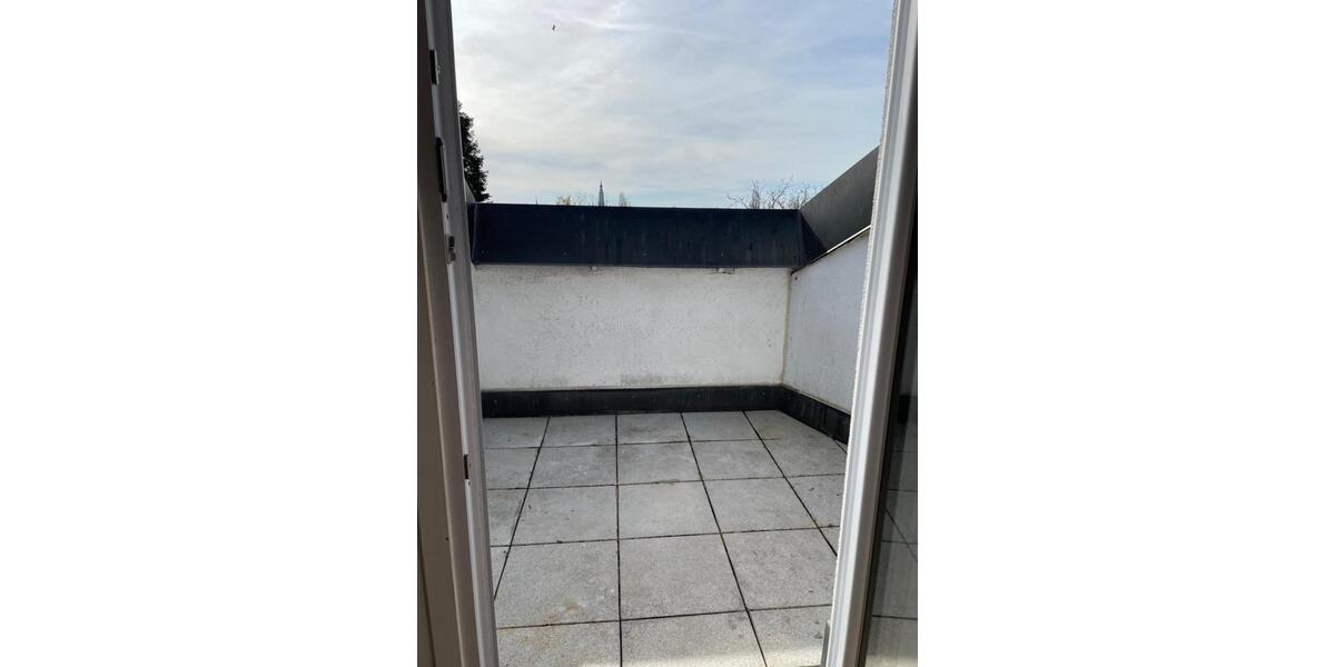Dachgeschoßwohnung Simbach am Inn - 3 Zimmer, 95 m&sup2;, 750&euro; | Angebot:26089182