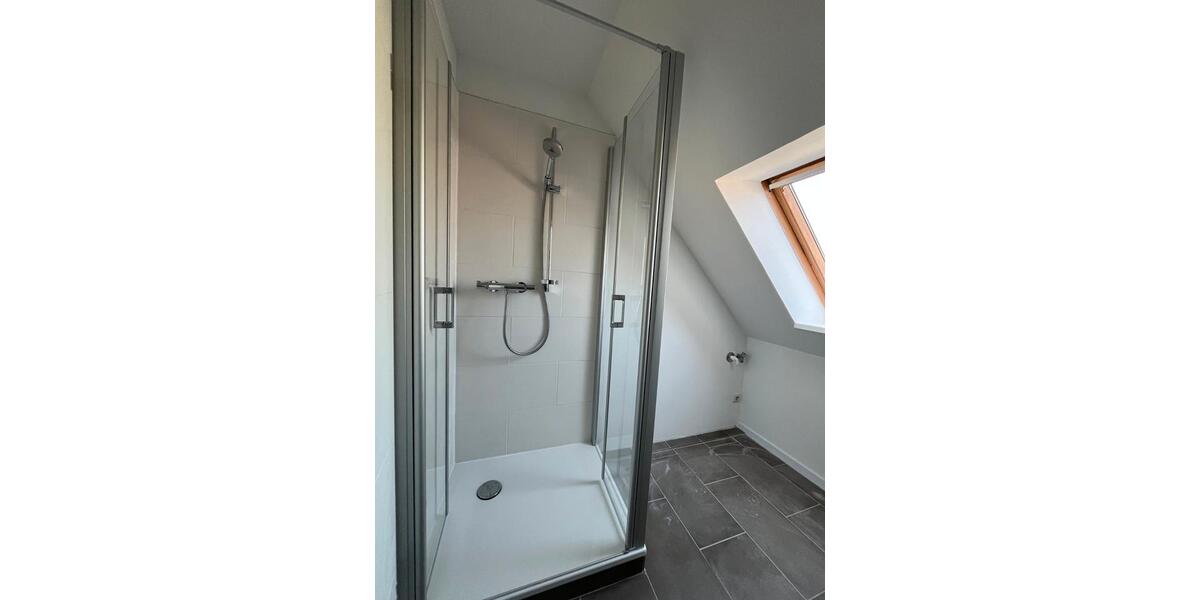 Dachgeschoßwohnung Stralsund - 3 Zimmer, 83 m&sup2;, 820&euro; | Angebot:26477490