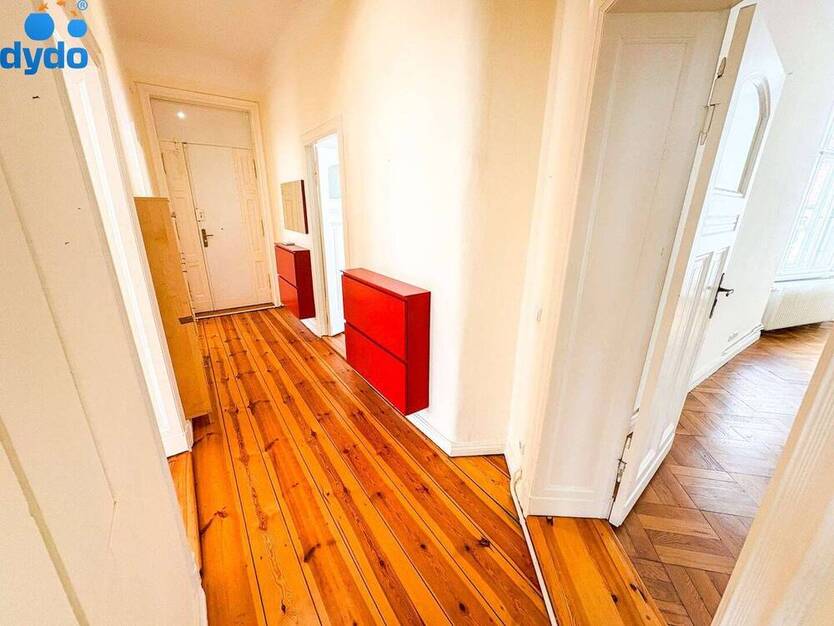 Diese charmante AltbauWohnung wartet auf Sie - jetzt bewerben und Chance nutzen + EBK und Balkon