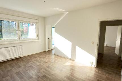 Wohnung Bernburg (Saale) - 2 Zimmer, 45 m&sup2;, 360&euro; | Angebot:26279318