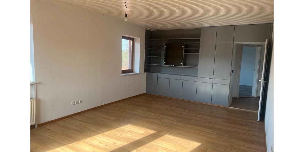 Etagenwohnung Markt Rettenbach - 4 Zimmer, 100 m&sup2;, 1.200&euro; | Angebot:26000201