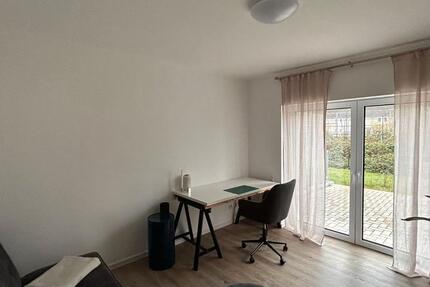 WG Zimmer in Frauen WG im EG mit Terrasse zu vermieten 1 zimmer