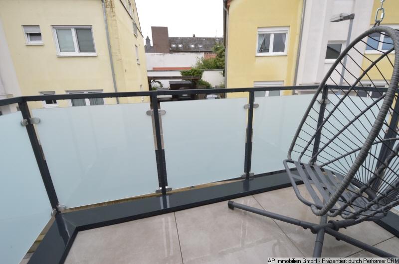 FINTHEN - Knallerwohnung! 2 Zimmer, Küche, Bad, 2 Balkone 2 zimmer