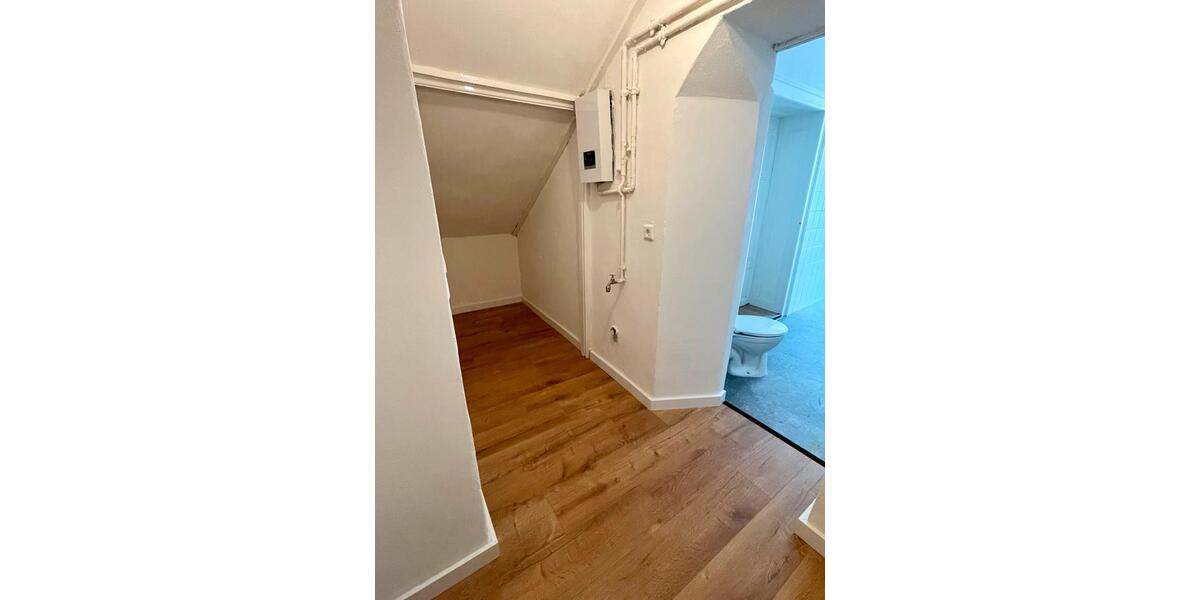 1,5 Raum Wohnung, saniert, EBK, EG, Zentrum 2 zimmer