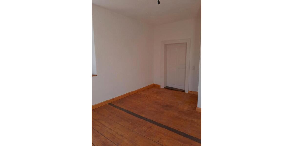 Einfamilienhaus Bad Windsheim - 4 Zimmer, 123 m&sup2;, 1.180&euro; | Angebot:25791484