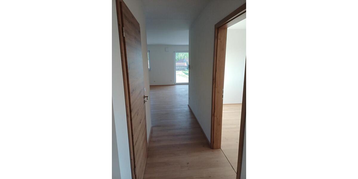 Etagenwohnung Kirchroth - 3 Zimmer, 89 m&sup2;, 975&euro; | Angebot:26644979