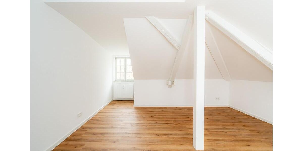 Exklusives Penthouse im denkmalgeschützten Lahmann-Sanatorium. 4 zimmer