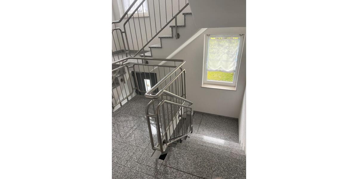 Dachgeschoßwohnung Hallenberg - 2 Zimmer, 86 m&sup2;, 650&euro; | Angebot:26676649