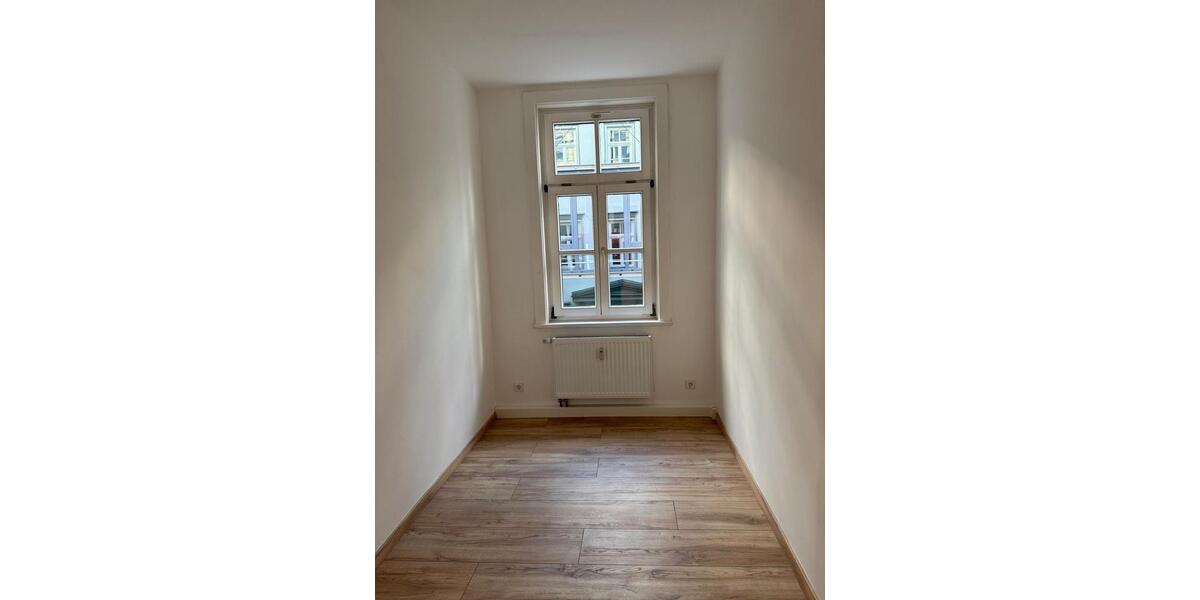 Etagenwohnung Erfurt - 5 Zimmer, 140 m&sup2;, 1.900&euro; | Angebot:26662233