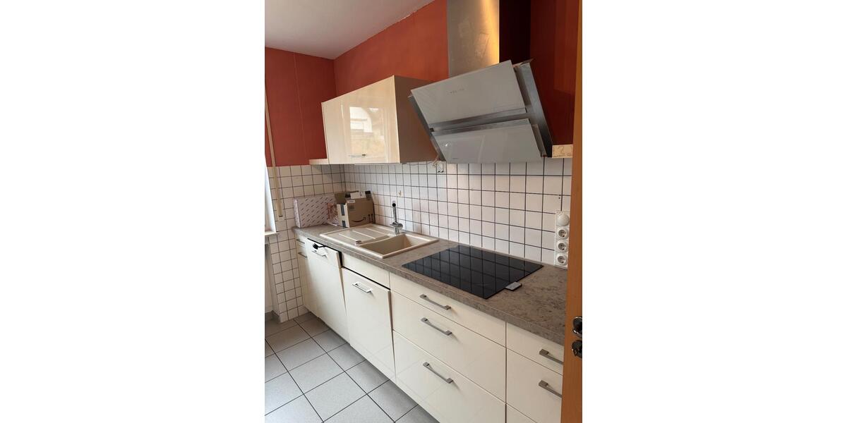Erdgeschoßwohnung Dreieich - 4 Zimmer, 120 m&sup2;, 1.700&euro; | Angebot:23403248