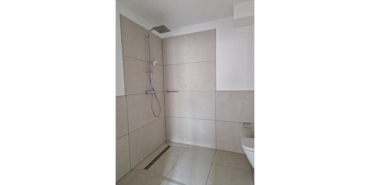 Etagenwohnung Windeck - 2 Zimmer, 83 m&sup2;, 980&euro; | Angebot:25171462