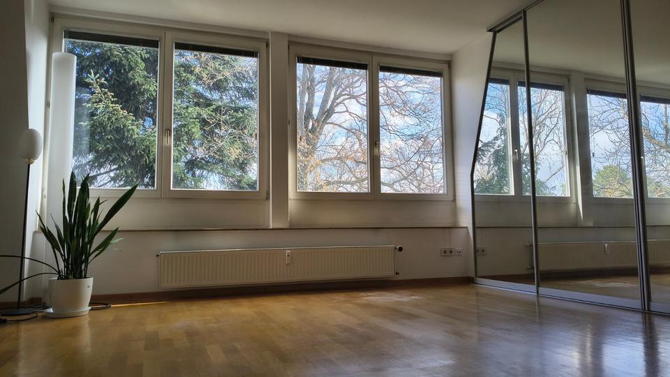 Dachgeschoßwohnung Berlin Steglitz-Zehlendorf - 2 Zimmer, 89 m&sup2;, 1.311&euro; | Angebot:26252262