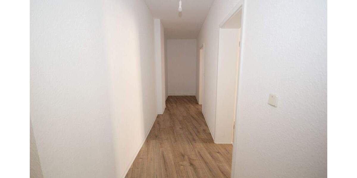 Etagenwohnung Döbeln Sörmitz - 5 Zimmer, 148 m&sup2;, 740&euro; | Angebot:24453175