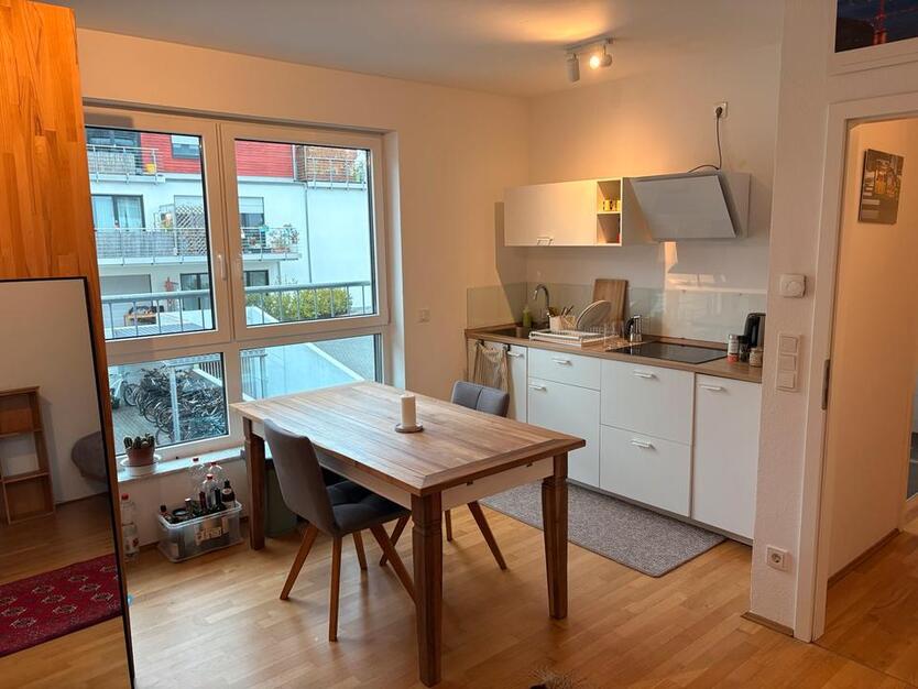 50 qm 1-Raum Luxusapartment mit Außenstellplatz Zentrum Endenich zimmer
