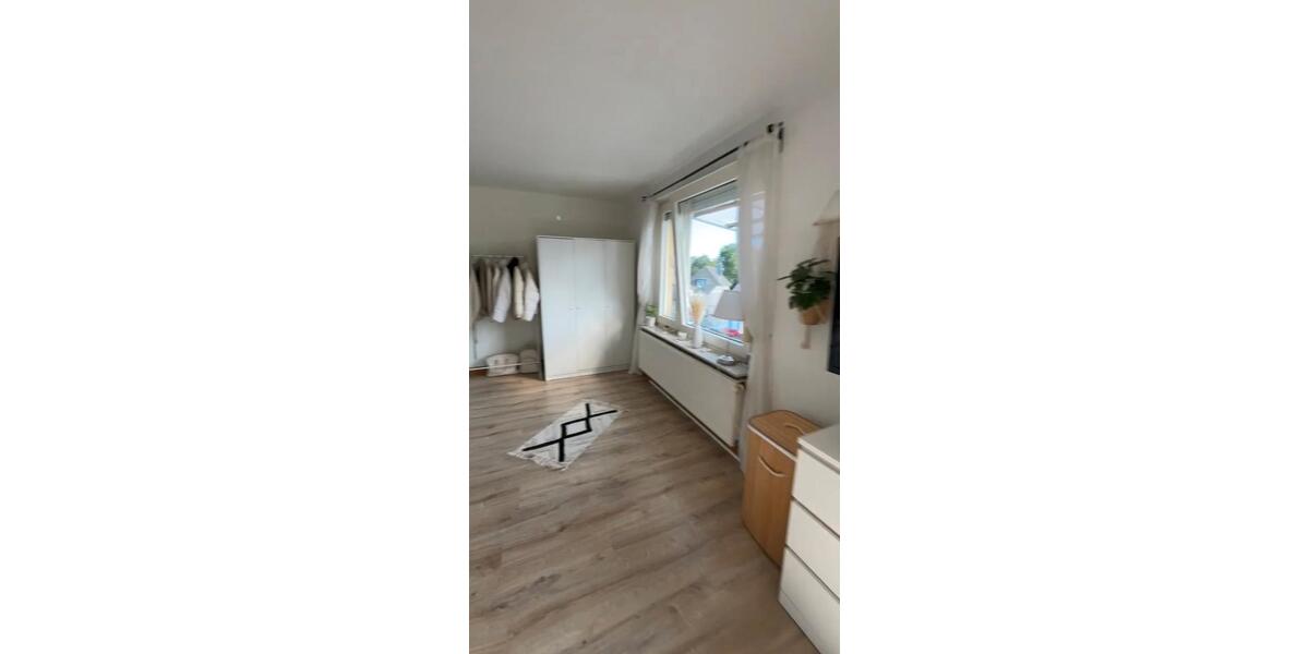 Dachgeschoßwohnung Wilhelmshaven - 1 Zimmer, 46 m&sup2;, 380&euro; | Angebot:26414953