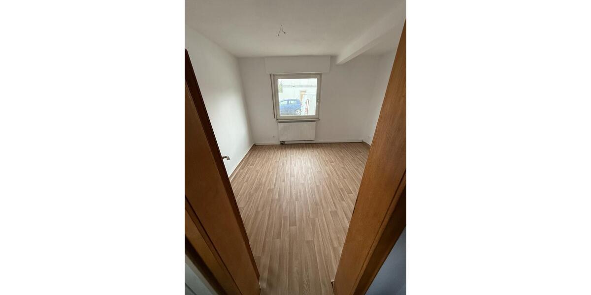 Erdgeschoßwohnung Riedstadt - 3 Zimmer, 60 m&sup2;, 1.000&euro; | Angebot:26416312