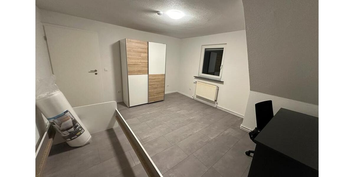 Wohnen auf Zeit Villingen-Schwenningen Schwenningen - 4 Zimmer, 20 m&sup2;, 320&euro; | Angebot:26581430