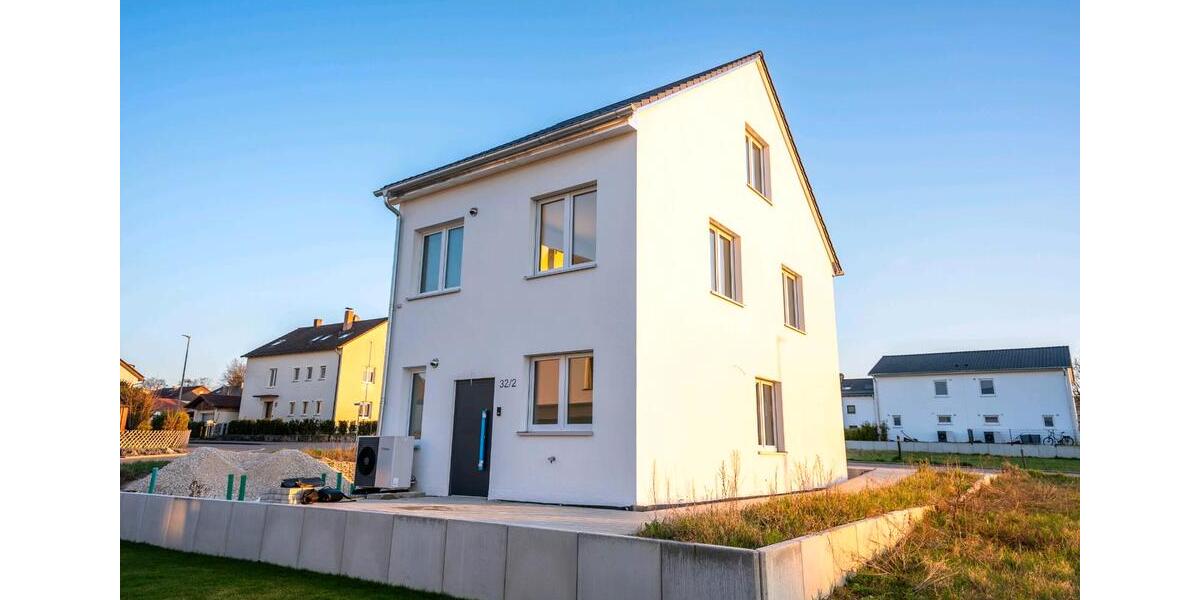 Reihenhaus Göppingen Bruckwasen - 5 Zimmer, 136 m&sup2;, 1.650&euro; | Angebot:26479679