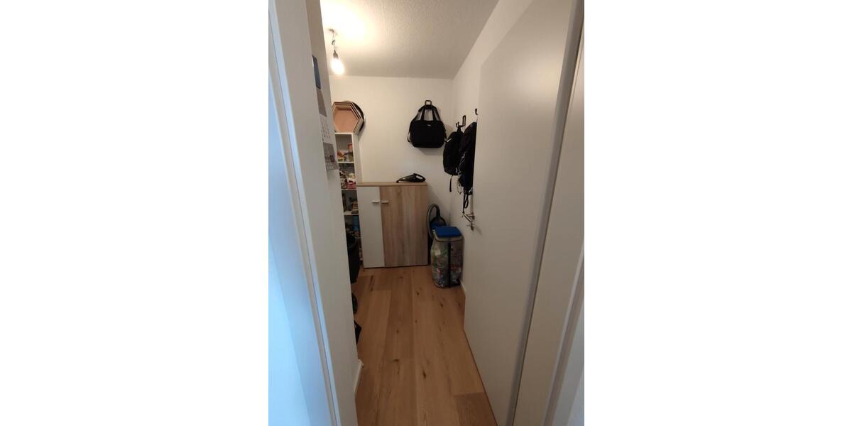 Etagenwohnung Giengen an der Brenz - 3.5 Zimmer, 87 m&sup2;, 970&euro; | Angebot:26640227