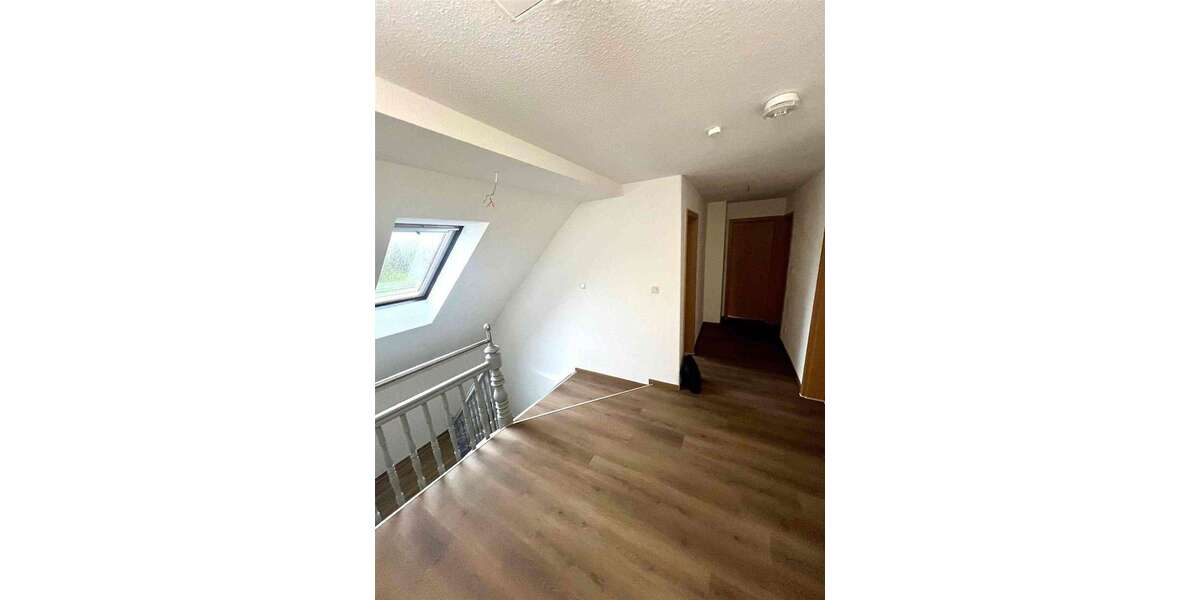 Etagenwohnung Pegau - 4 Zimmer, 89 m&sup2;, 712&euro; | Angebot:26377555