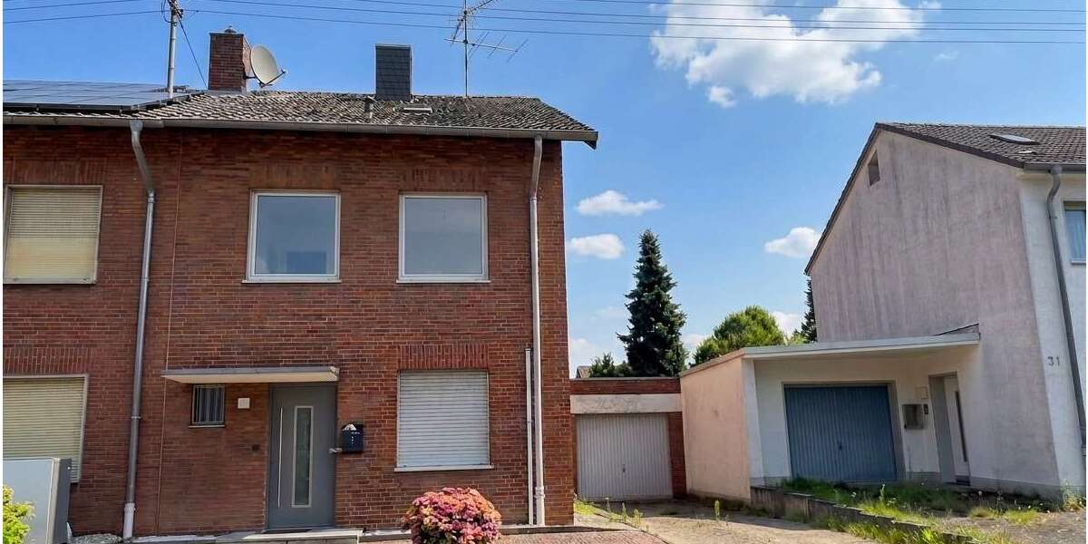 Einfamilienhaus Mönchengladbach Süd - 4 Zimmer, 130 m&sup2;, 1.800&euro; | Angebot:26943727