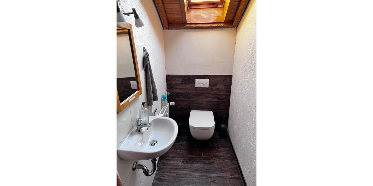 Etagenwohnung Berg - 1 Zimmer, 14 m&sup2;, 395&euro; | Angebot:25964395