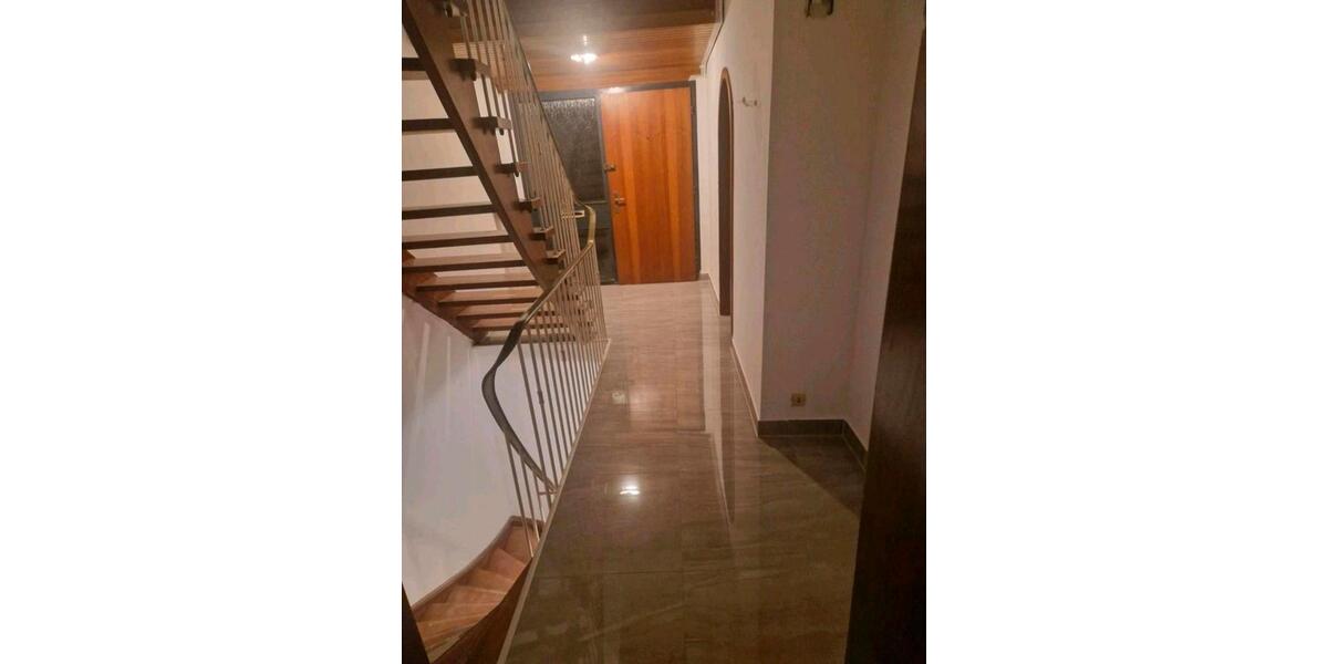 Reihenhaus Mönchengladbach Ost - 4 Zimmer, 111 m&sup2;, 1.400&euro; | Angebot:25083928