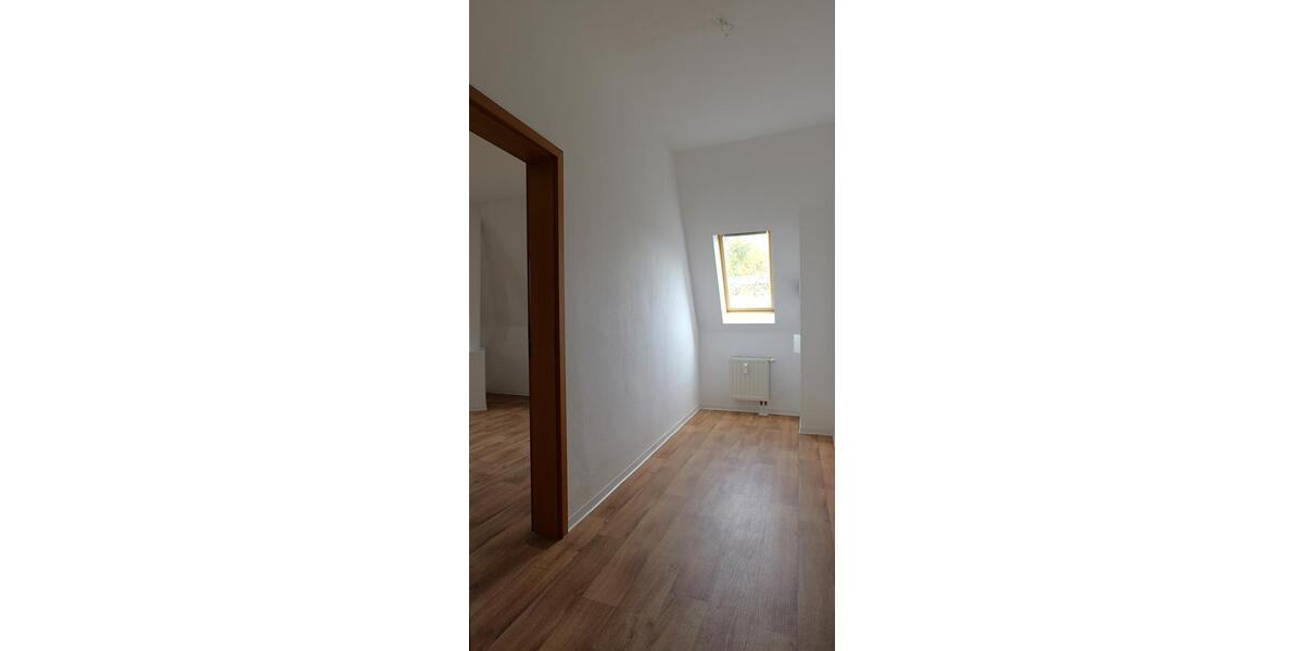Dachgeschoßwohnung Auerbach/Vogtland Vogtland - 2.5 Zimmer, 59 m&sup2;, 330&euro; | Angebot:23201719