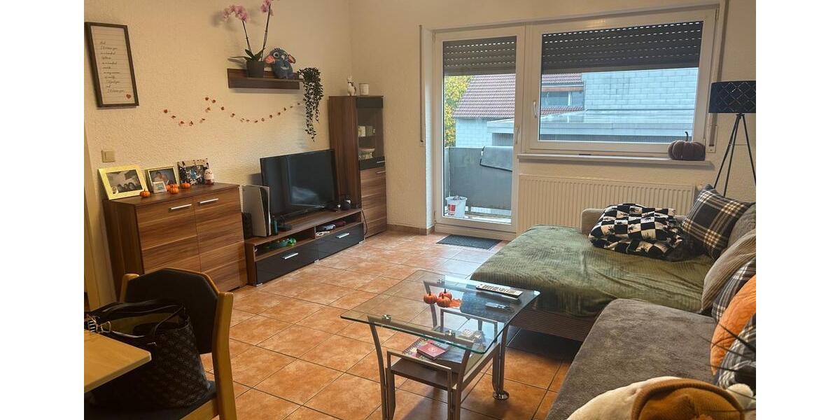 Etagenwohnung Friedrichsthal - 2 Zimmer, 60 m&sup2;, 420&euro; | Angebot:23704102