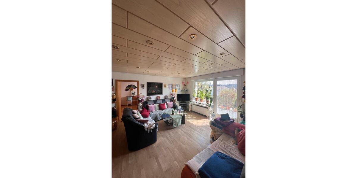 Erdgeschoßwohnung Meinerzhagen - 3 Zimmer, 74 m&sup2;, 620&euro; | Angebot:26048071