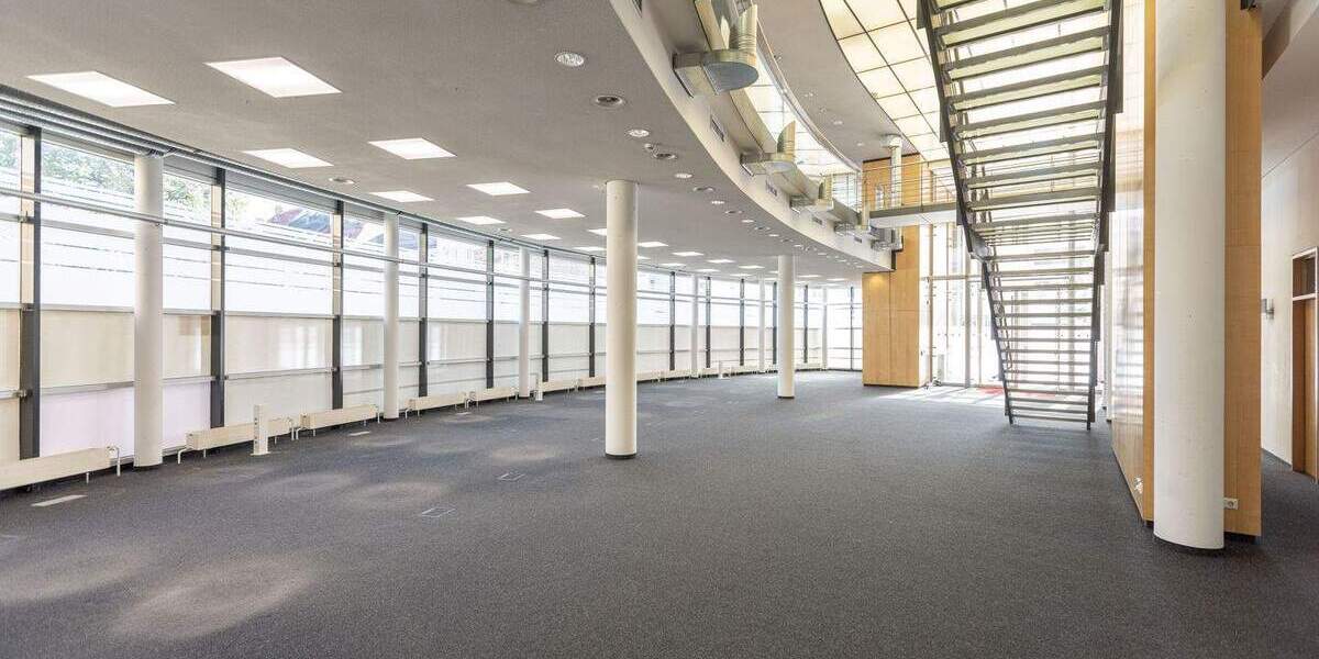 Große Gewerbeeinheit im Zentrum von Merseburg, Top Lage in hochfrequentierter Fußgängerzone! zimmer