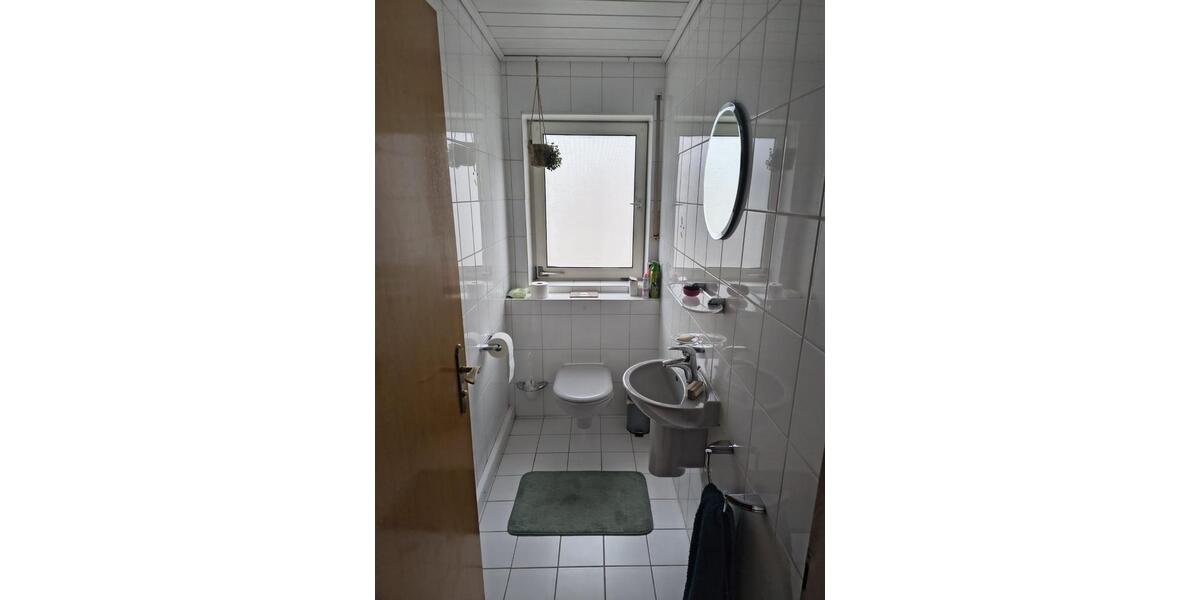 Dachgeschoßwohnung Schlitz - 5 Zimmer, 158 m&sup2;, 650&euro; | Angebot:24372326