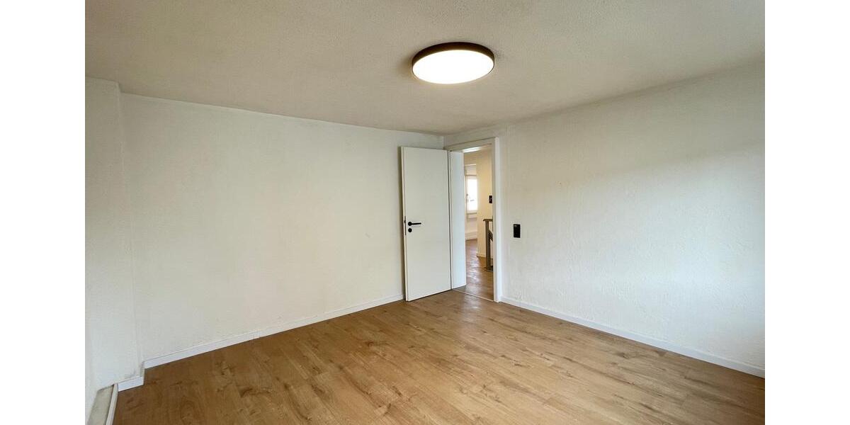 Maisonettenwohnung Erwitte - 3.5 Zimmer, 85 m&sup2;, 760&euro; | Angebot:25022536