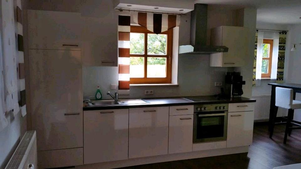 Etagenwohnung Plankenfels - 2 Zimmer, 45 m&sup2;, 480&euro; | Angebot:26110014