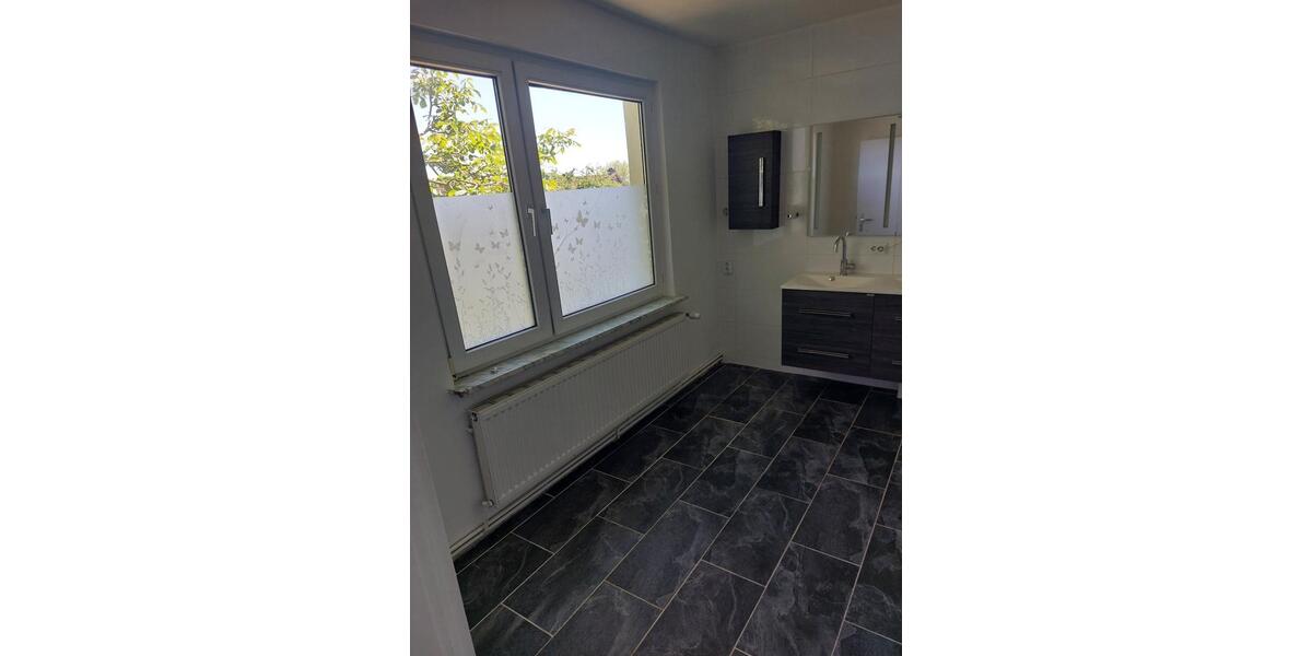 Etagenwohnung Söllingen - 4 Zimmer, 95 m&sup2;, 660&euro; | Angebot:26655643