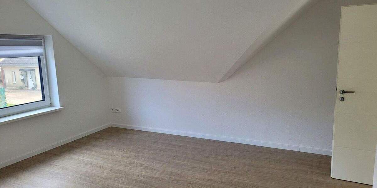 Etagenwohnung Bosau Hutzfeld - 3 Zimmer, 100 m&sup2;, 890&euro; | Angebot:24656807